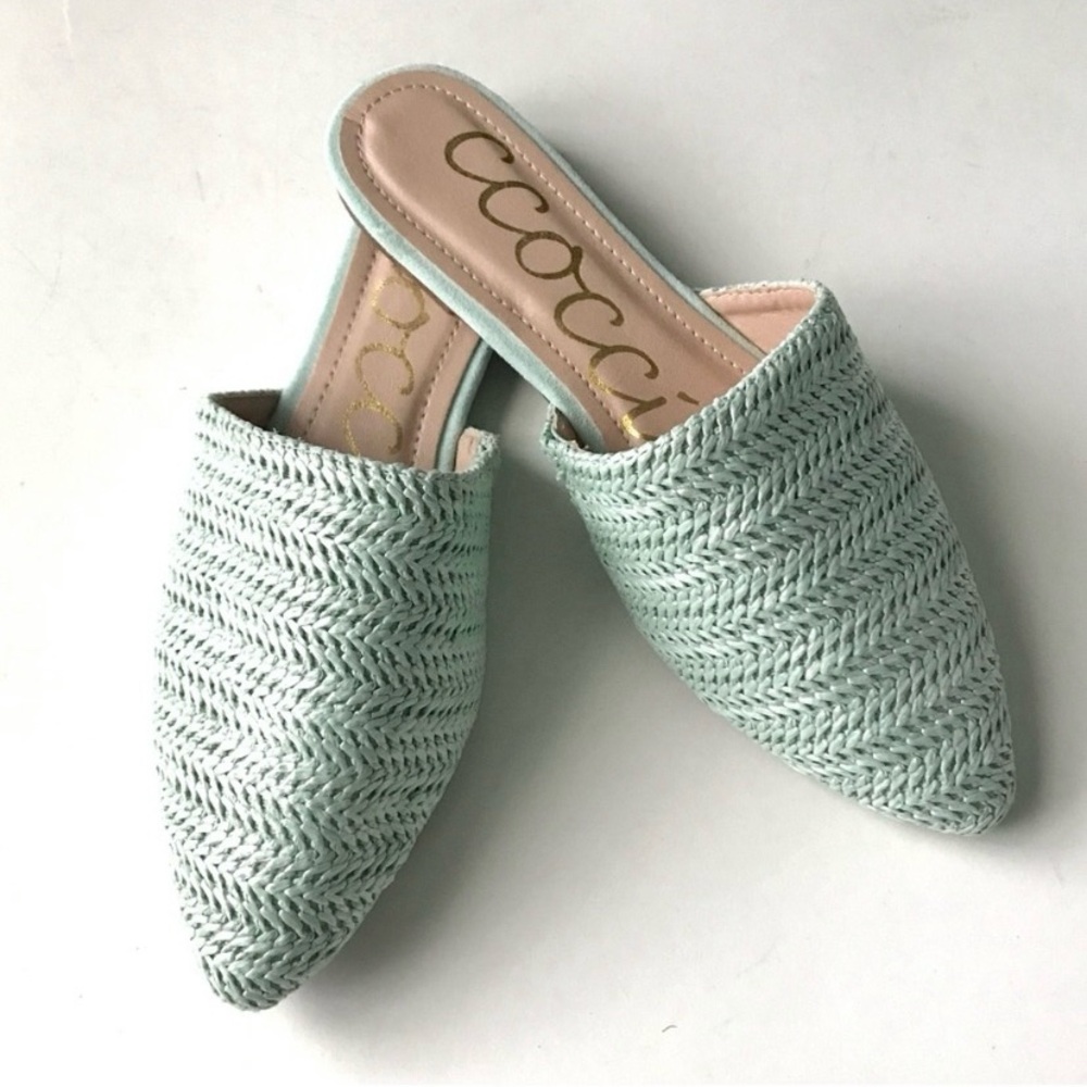 CCOCCÍ “Allure” Woven Rattan-Style Pointed Toe Mule Slides in Mint Green, Sz 9